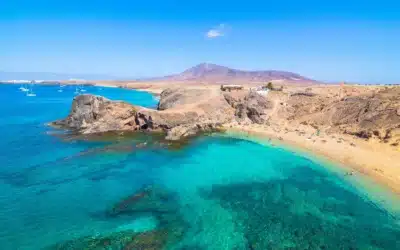 Descubra as Ilhas Canárias através dos advérbios de lugar em espanhol